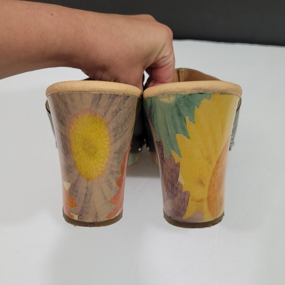 Korks by Kork Ease Painted Wood Studded Clogs - Picture 6 of 10